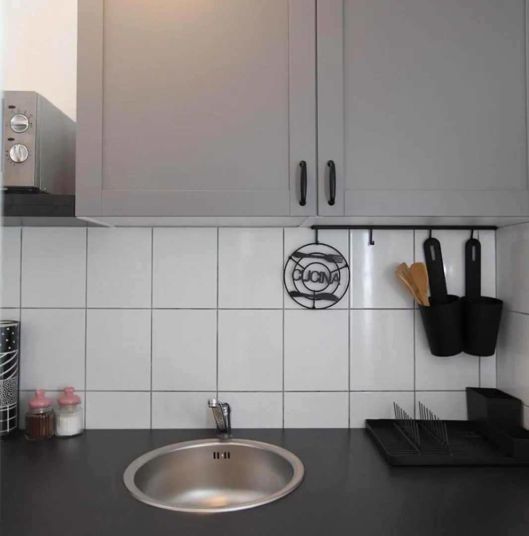 Apartment With Terrace And Sea View - Lucic Trogir 0*,